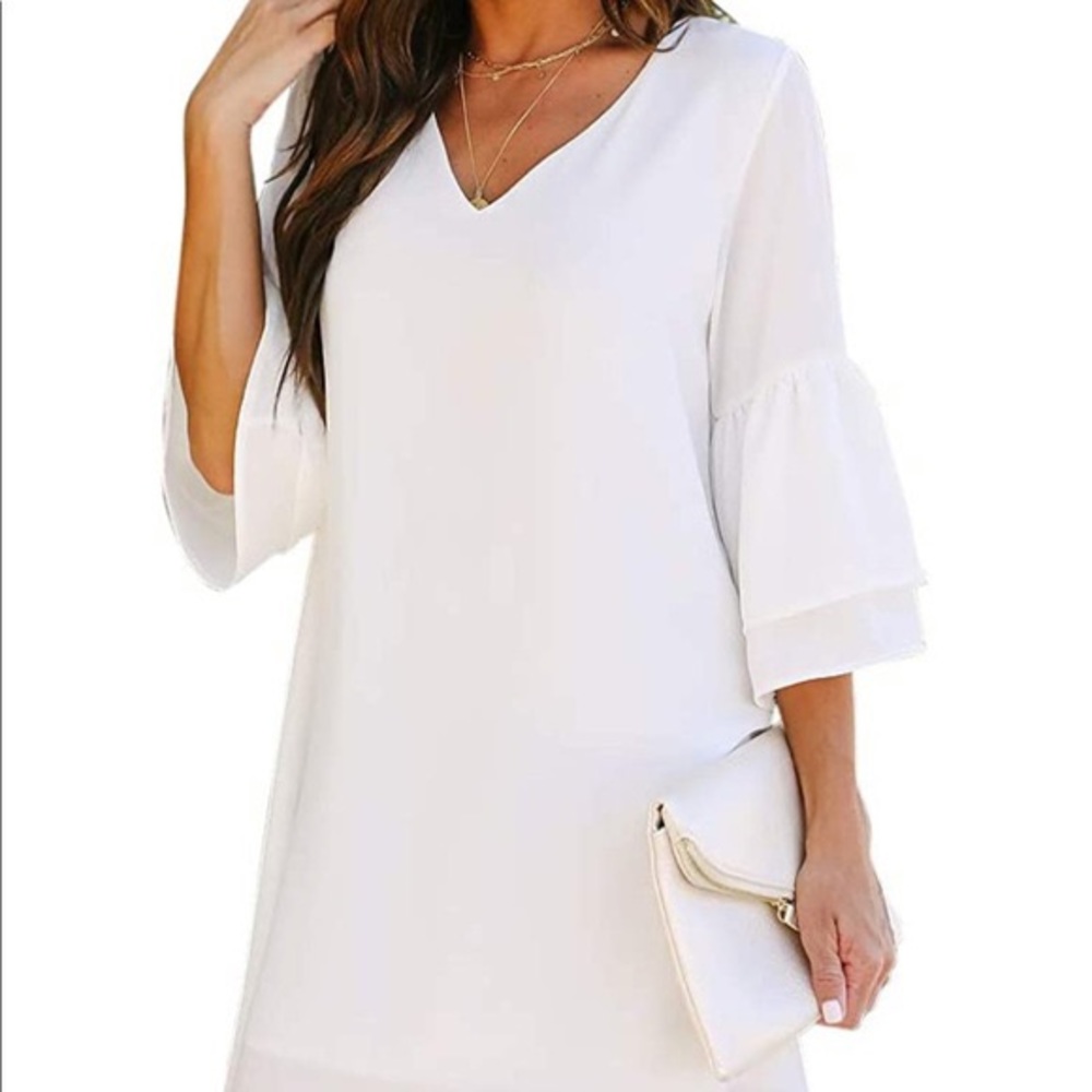 NWT BELONGSCI women’s white mini dress v-neck bell sleeve shift dress size M